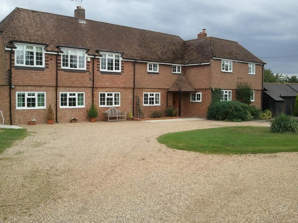 Latchmead Bed & Breakfast Stansted Mountfitchet Eksteriør billede